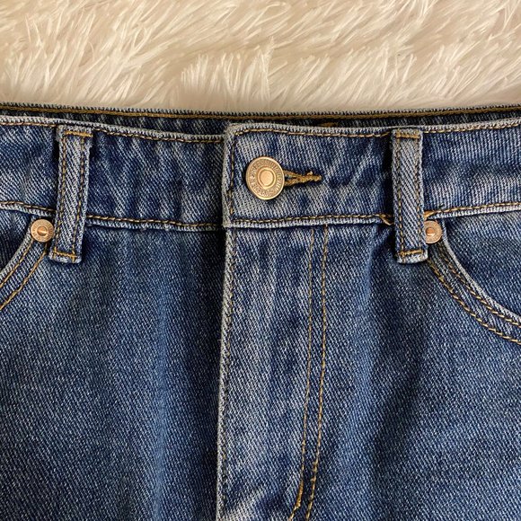 Forever 21 High-rise Denim skirt - Picture 2 of 4